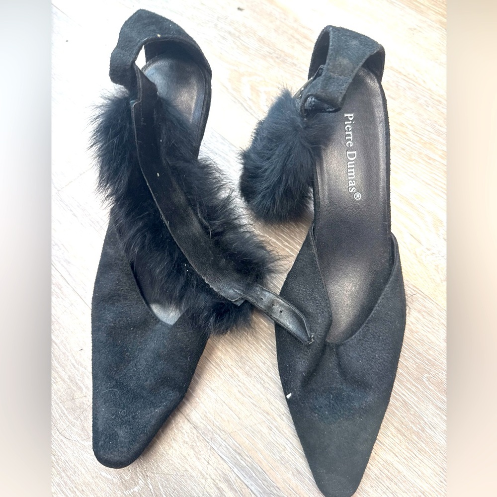 Pierre Dumas Ankle Buckle fur trim Almond toe solid black heel size 8.5M